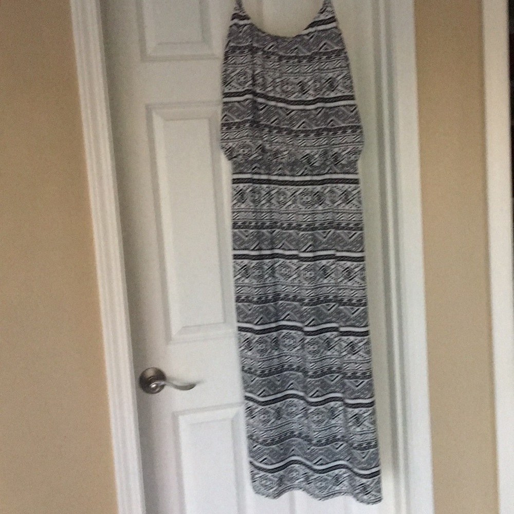 Black and white dress 2x-Never worn!